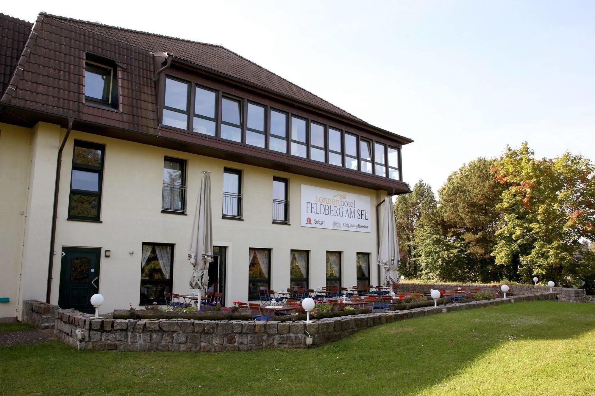 Sonnenhotel Feldberg Am See Mit Schwimmbad, Sauna Und Dampfbad Feldberger Seenlandschaft Exterior foto