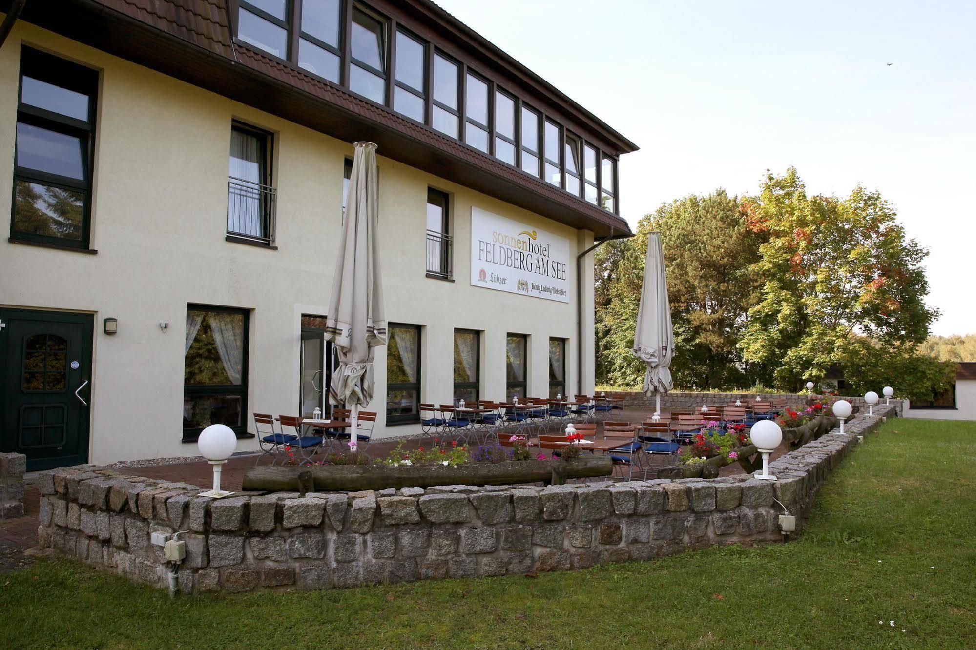 Sonnenhotel Feldberg Am See Mit Schwimmbad, Sauna Und Dampfbad Feldberger Seenlandschaft Exterior foto